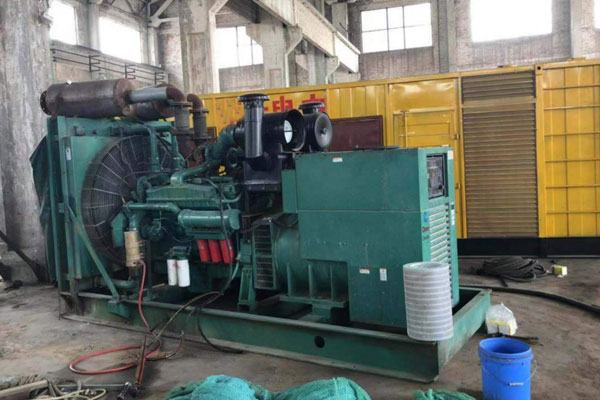 田家庵发电机组的空气滤清器应该如何保养？