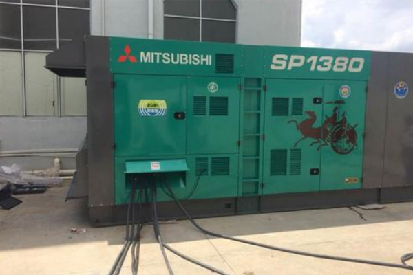 田家庵为什么有些柴油发电机组的输出电压可以调节？